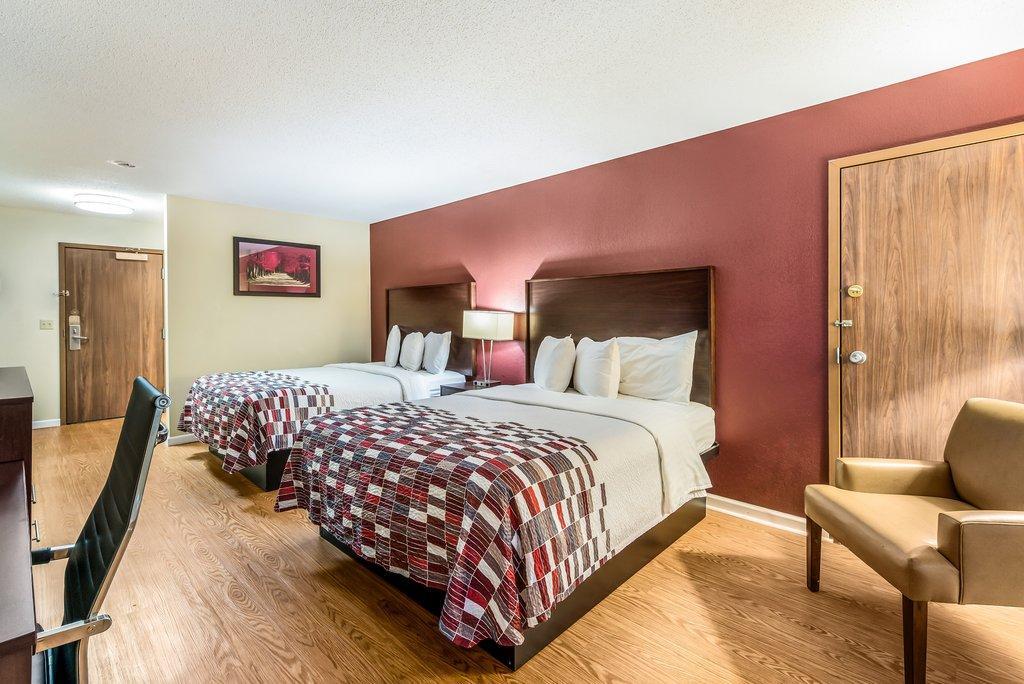 Red Roof Inn & Suites Wapakoneta Екстериор снимка