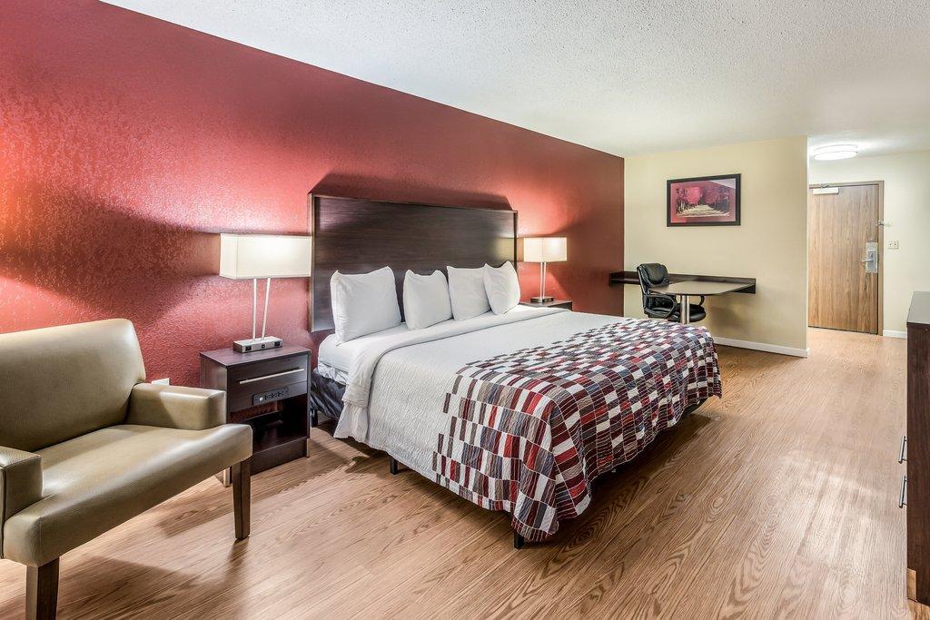 Red Roof Inn & Suites Wapakoneta Екстериор снимка